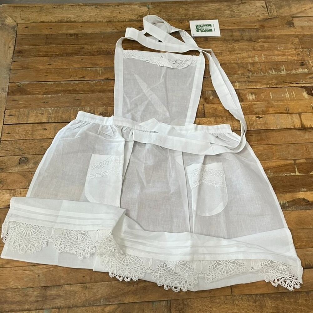 NWT Vintage Paper White Linen Lace Embroidered Apron Handmade